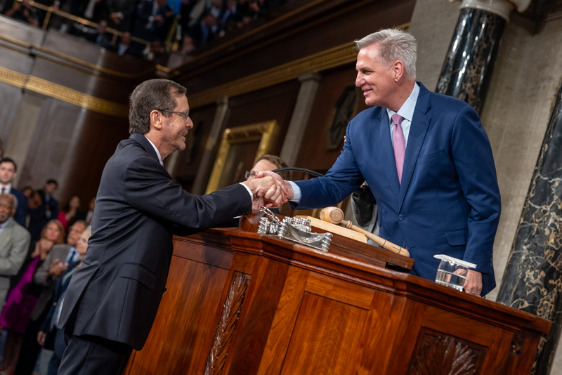 Kevin McCarthy tweet media