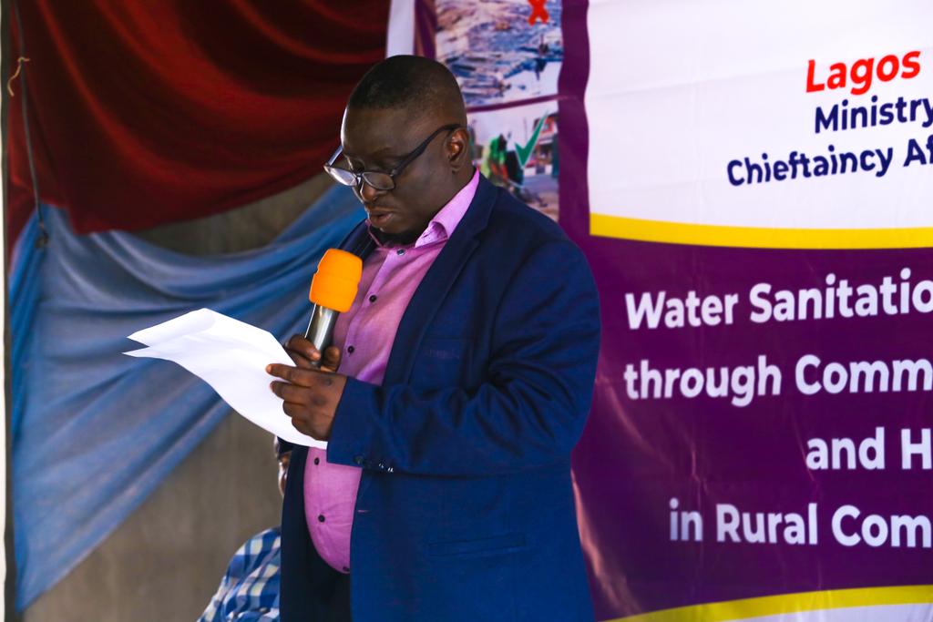 mlgca_lasg's tweet photo. Earlier today, the Ministry of Local Government, Chieftaincy Affairs & Rural Dev., through the Technical Services Dept held a sensitisation programme on Water Sanitation for residents of Akarakumon Community in Badagry LGA.
#ForAGreaterLagos
#IgbegaIpinleEko
#AjumoseNi
#mlgca https://t.co/VtIhIYJZRH