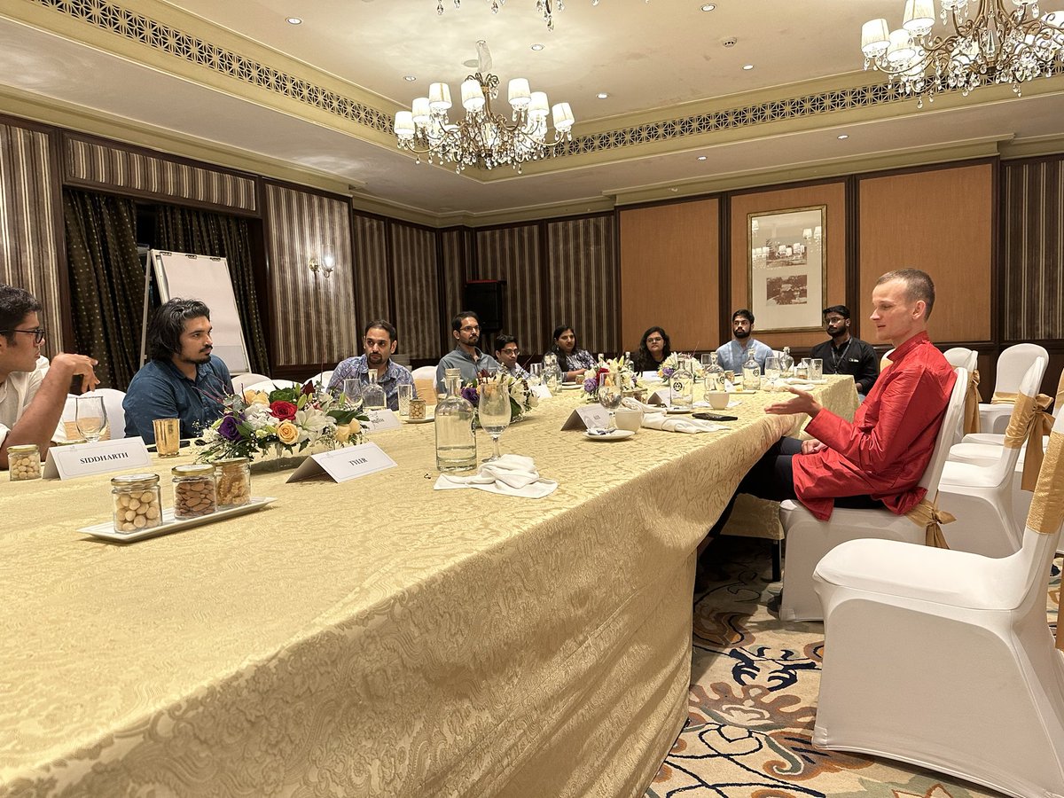 ShovelCompany's tweet photo. Thrilled to be in same room and discuss digital identity, proof of personhood and future infra among many topics with  @pramodkvarma @SujithNairK @VitalikButerin - truly the set of folks defining web3. https://t.co/zRkQ5oCbQ5