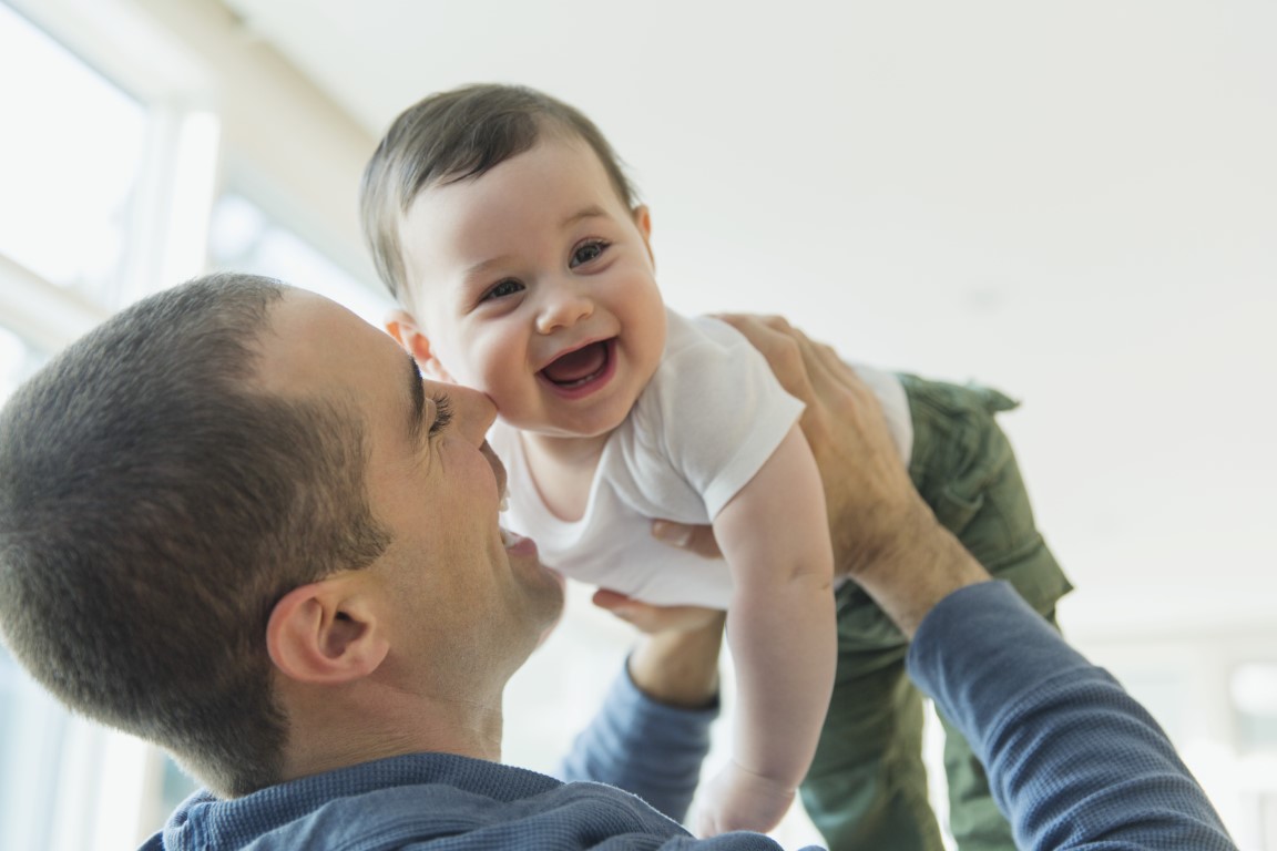 jfcsboston's tweet photo. Adjusting to parenthood can be hard. The Lauren and Mark Rubin Visiting Moms program matches trained volunteers with new parents during their baby's first year. If you are feeling isolated, overwhelmed, or want support in the house, learn more: https://t.co/wPj6Qdwlse https://t.co/Iol2QTRVT3