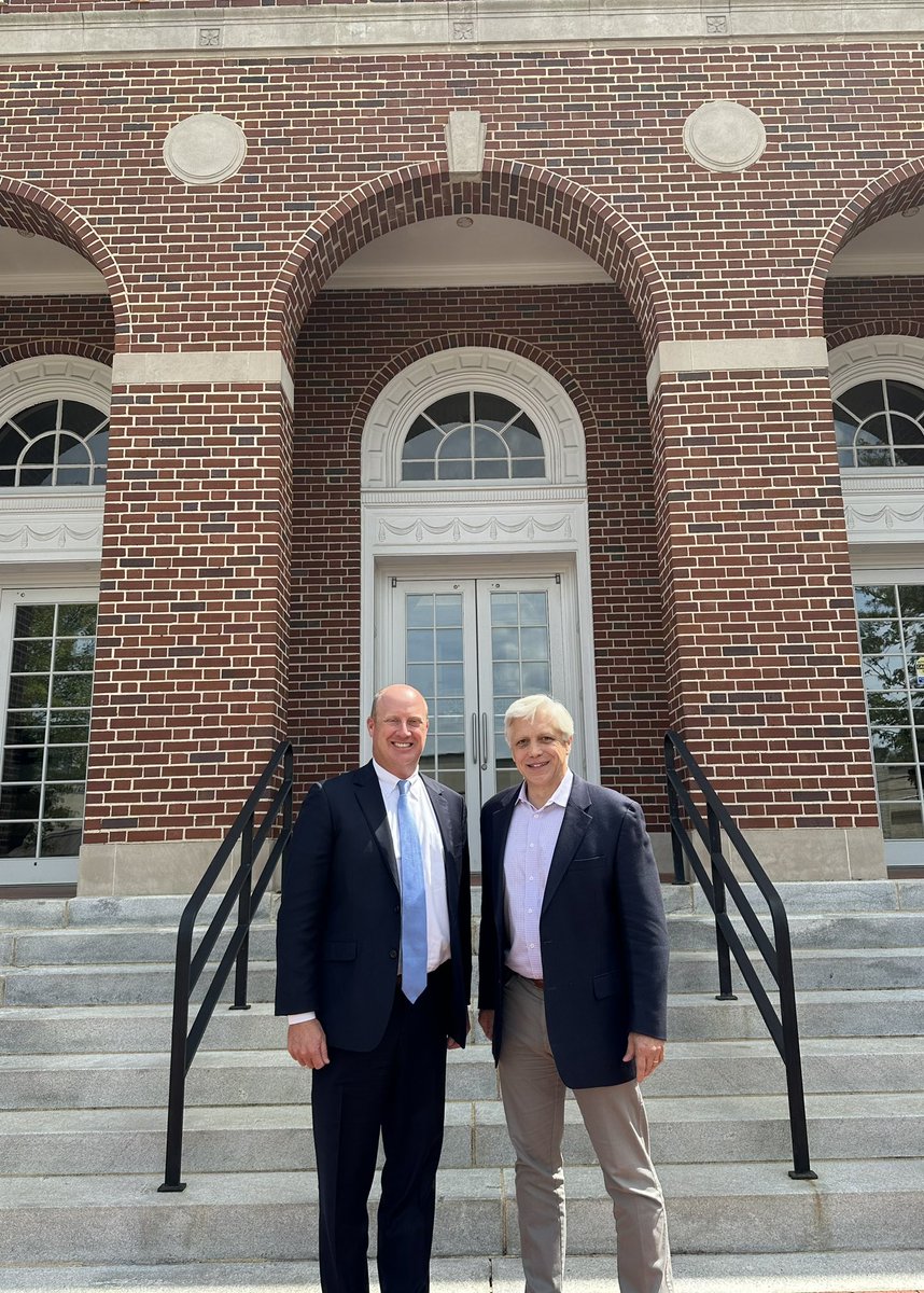 willainsworthAL's tweet photo. People continue to move to Auburn every single day. Mayor Ron Anders works hard to provide a strong community with great schools, plenty of 21st century jobs, and continuous economic development where families can live out the American dream. https://t.co/LyvEFPZF1e