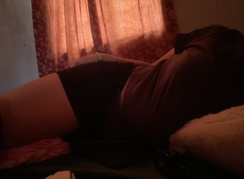 aliyaaah_j's tweet photo. thighs?:p #alterpinay #alterlaguna https://t.co/xyXgMc3ljh