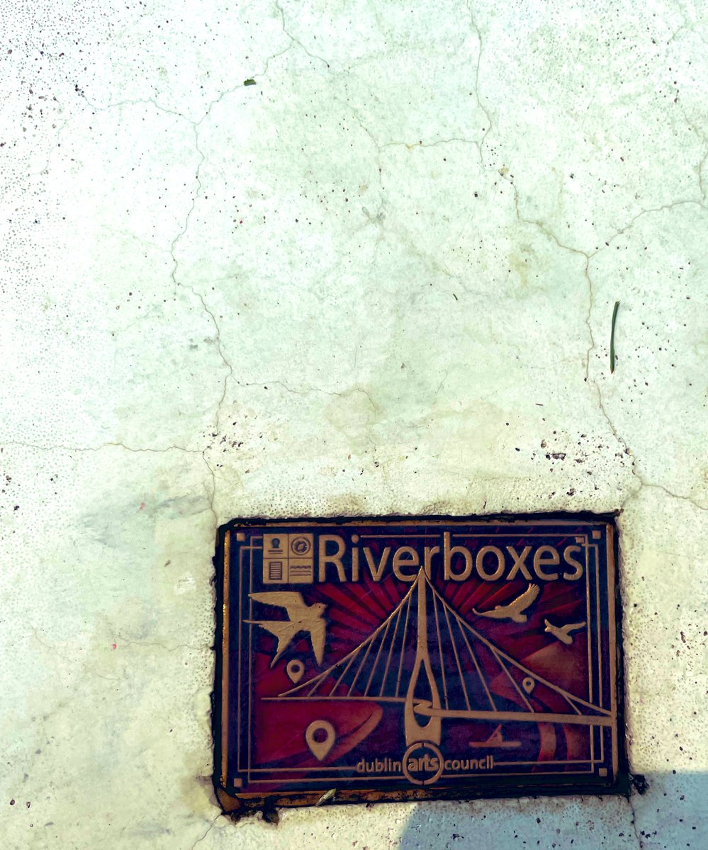 PrairieStylFile's tweet photo. Things I’ve searched for (and found) in @VisitDublinOhio today: 
1. #PublicArt
2. #Fairydoors (with lots of help from fellow searchers)
3. ARTboxes (like Little Free Libraries for art projects—so cool)
4. Riverboxes (#geocaching + public art)
#SoDublin #PressTrip #SlowTravel https://t.co/alXHImVYj3