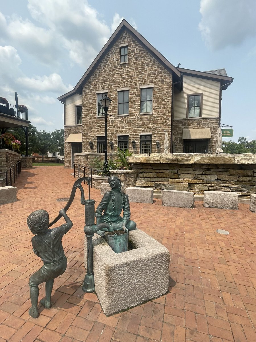 PrairieStylFile's tweet photo. Things I’ve searched for (and found) in @VisitDublinOhio today: 
1. #PublicArt
2. #Fairydoors (with lots of help from fellow searchers)
3. ARTboxes (like Little Free Libraries for art projects—so cool)
4. Riverboxes (#geocaching + public art)
#SoDublin #PressTrip #SlowTravel https://t.co/alXHImVYj3