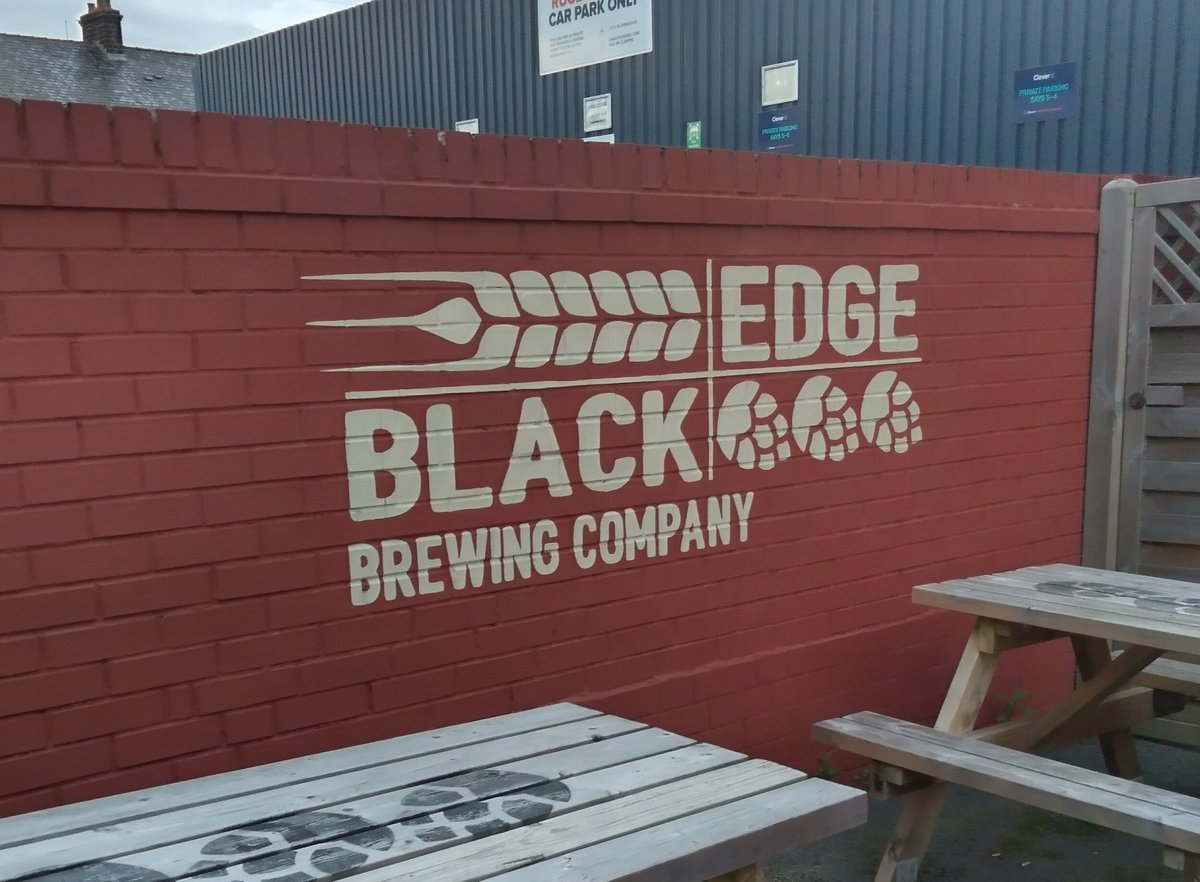 AleSettle's tweet photo. Last Friday was literallly a Mild success. In Horwich for a wedding the next day, Holts, Black Edge, then Bank Top. 3 milds, a porter and a stout sampled, making it a true birthday treat. Not forgetting the one non-dark beer: Holts Bitter. 🍺🍺😊 @Blackedgebeers @BankTopBrewery https://t.co/AUSY4Ve7WN