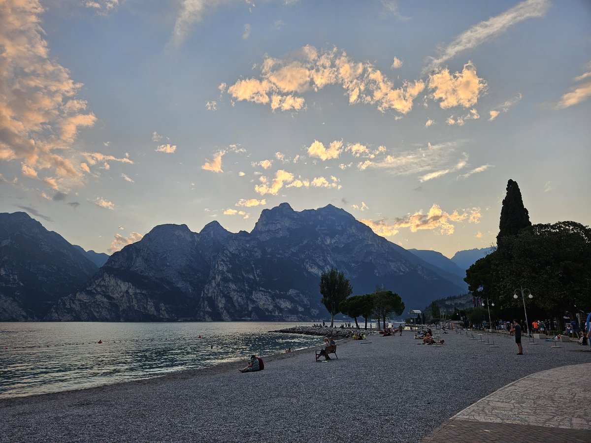ManniTaal's tweet image. 🇮🇹 #Torbole 😍

#LagodiGarda #Trentino #Italia