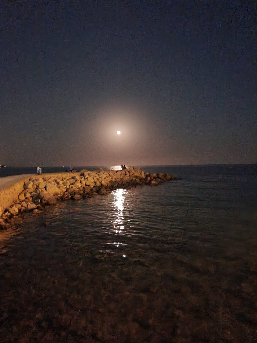 RaycoPrez1's tweet photo. Pues se quedó buena noche.... https://t.co/bjk8mHMwEy