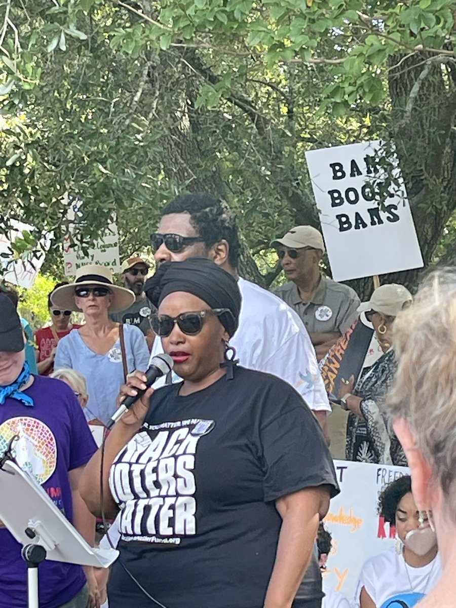 Suit Up Wilmington tweet media