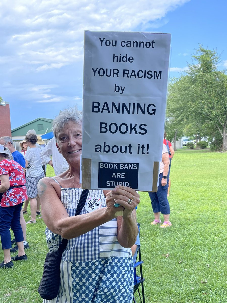 Suit Up Wilmington tweet media