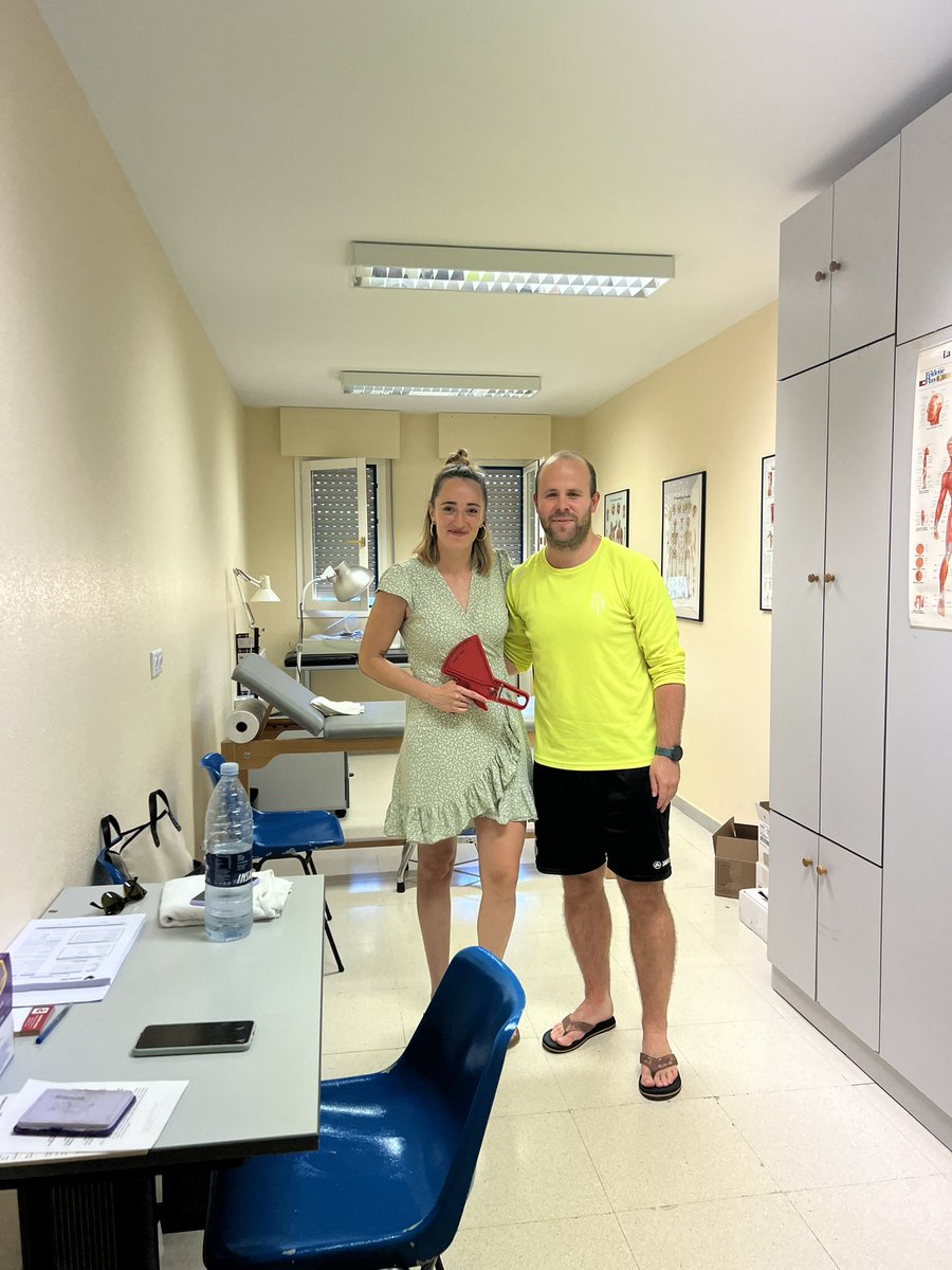 Hoy nos ha visitado la nutricionista Ana Ojer realizando una revisión al primer equipo, y como no con la ayuda de nuestro preparador físico Miguel Usoz. Muchísimas gracias! 
#tafallaesdelapeñasport