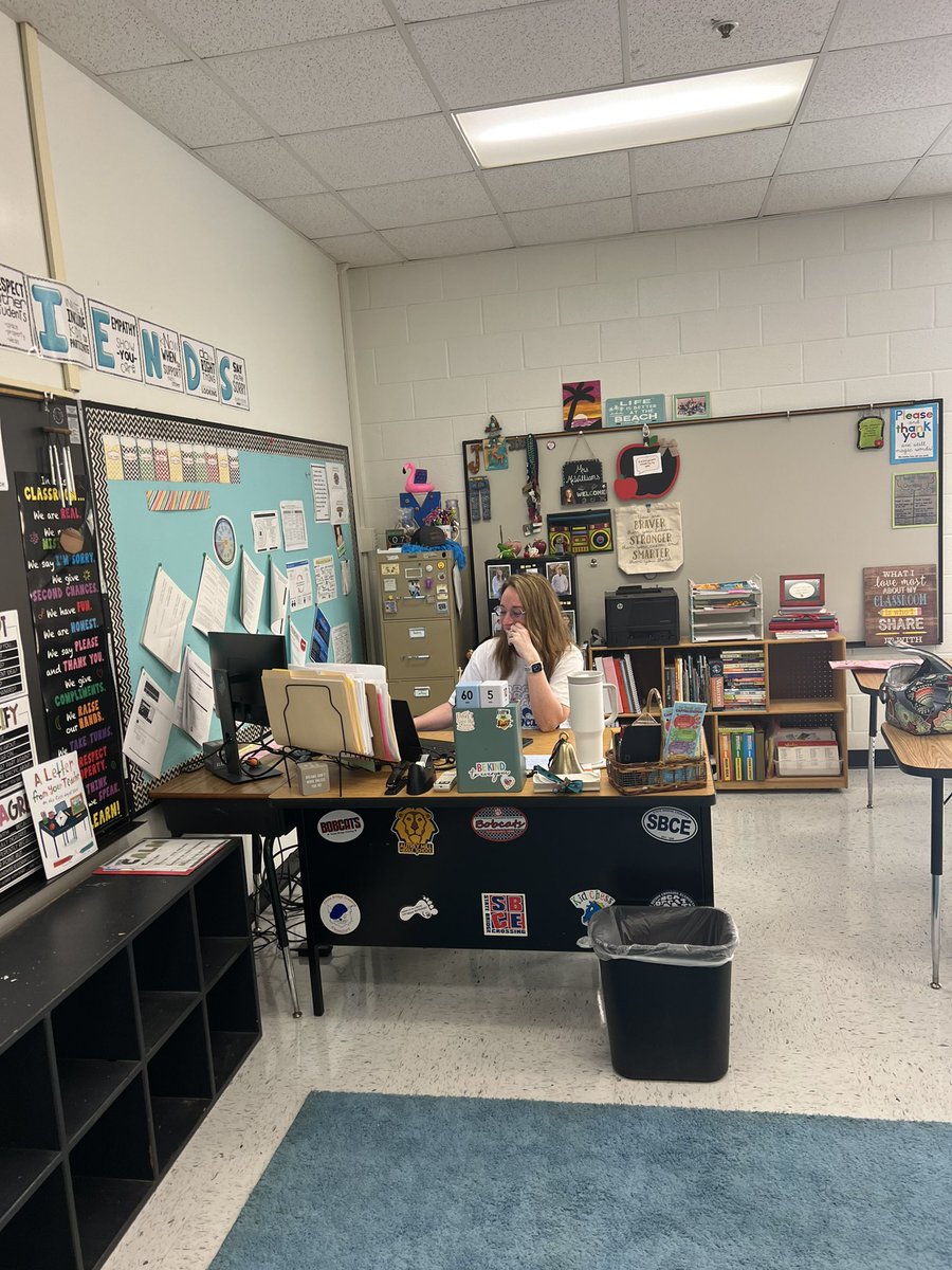 SBCEBobcats's tweet photo. Classrooms are really shaping up at #SBCE! #sbcebobcats @healeySBCE @JulieMcWilli5 https://t.co/dOvKJnNAOh