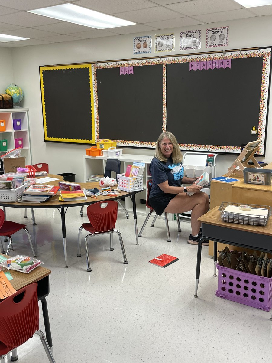 SBCEBobcats's tweet photo. Classrooms are really shaping up at #SBCE! #sbcebobcats @healeySBCE @JulieMcWilli5 https://t.co/dOvKJnNAOh