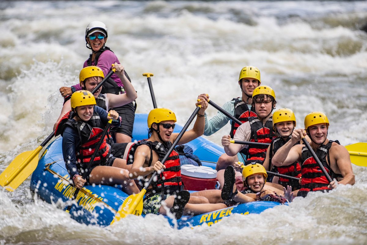 WestVirginiaU's tweet photo. Your next adventure starts today, #WVU28! Applications to join the Mountaineer family are now open! ๐๐
Apply Now โก๏ธ https://t.co/W4QfH8pOUa https://t.co/bYqOnPMSiI