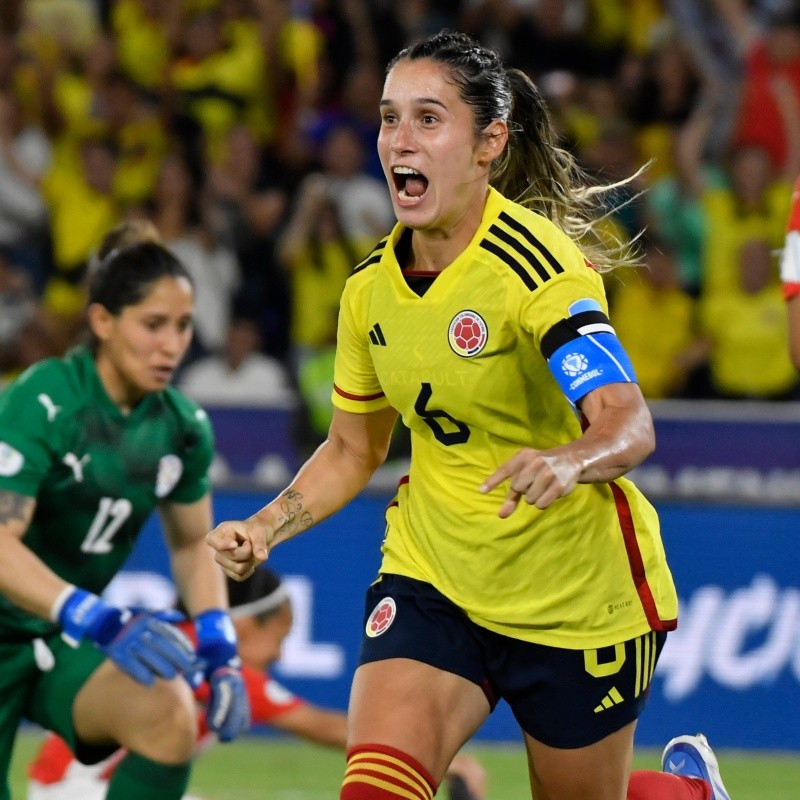 ¡COLOMBIANA INTERESA EN EUROPA! 🤯

📣🧐 Según <a href="/NoticiasRCN/">Noticias RCN</a> Daniela Montoya capitana de la selección de Colombia ha sido contactada por el Manchester United. La gran jugadora colombiana, ha tenido actualmente un muy buen rendimiento en la Copa Mundial Femenina.
