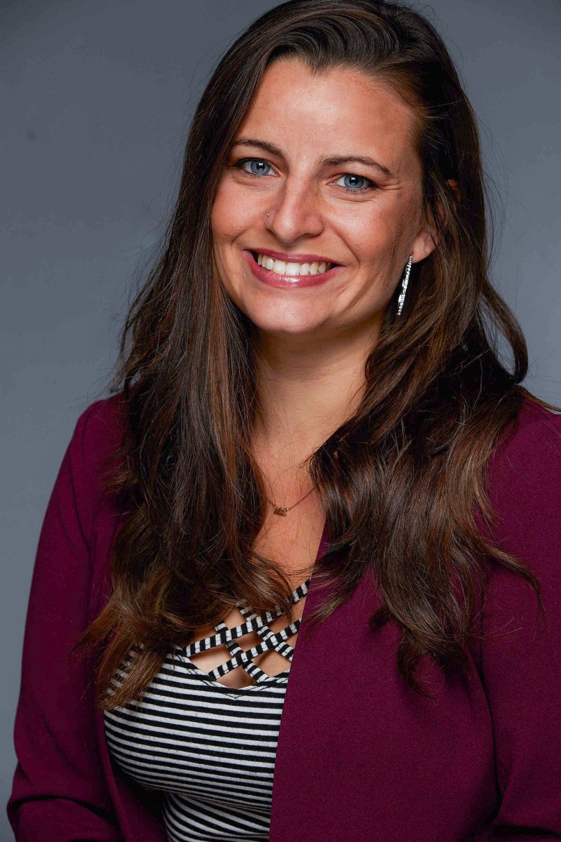 Sherrard200PR's tweet photo. @karlvweinrich Thank you for the lovely headshot! Much appreciated 🤘 @NSPRA #nspra2023 #schoolpr https://t.co/LygM7PN32n