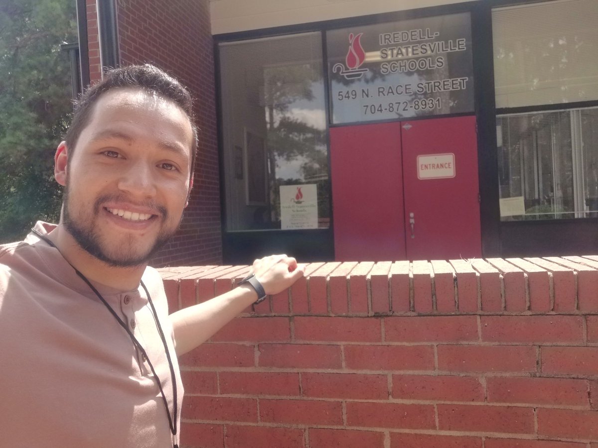 afbonillao's tweet photo. Officially part of Iredell-Statesville schools... I am so excited to start!!! #UnitingOurWorld @ParticipateLrng https://t.co/xVCVcBizzP