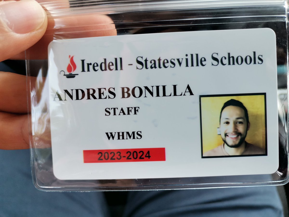 afbonillao's tweet photo. Officially part of Iredell-Statesville schools... I am so excited to start!!! #UnitingOurWorld @ParticipateLrng https://t.co/xVCVcBizzP