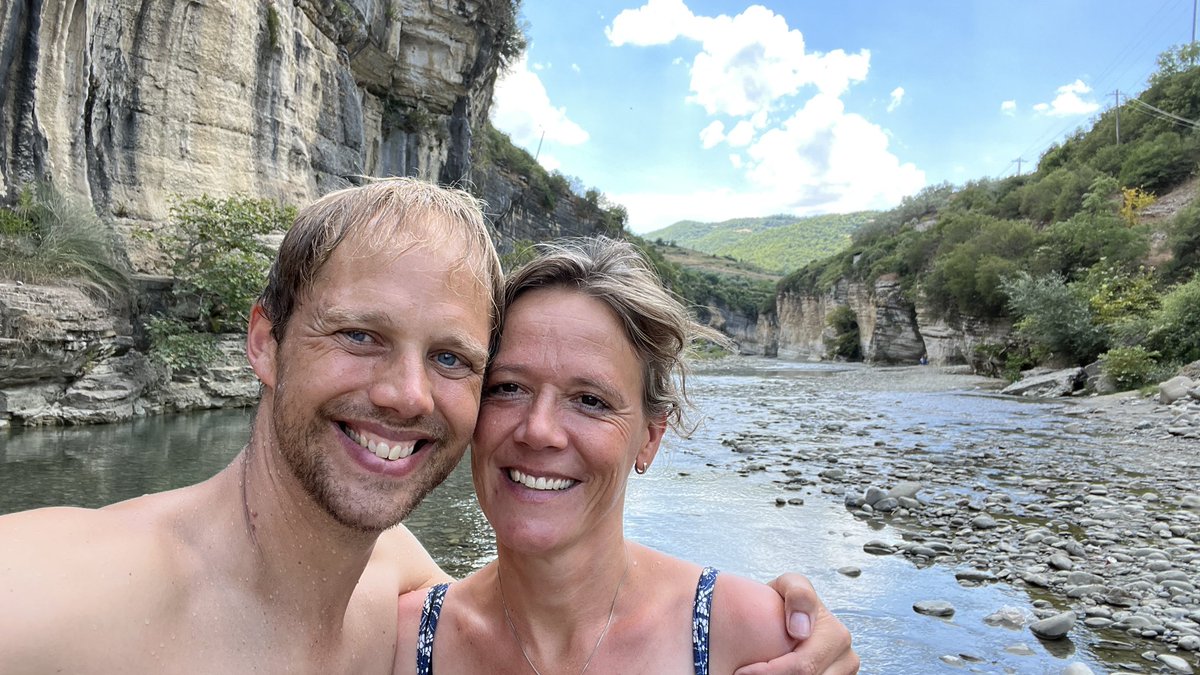 mveldhuis76's tweet photo. Osum canyon… we wilden er een flink eind langs wandelen. Het werd vooral zwemmen in de Osum river met locals💦👌 wat was dat vet!
#osumcanyon #osumriver #çorovedë #albania https://t.co/MrjTfZBcyG