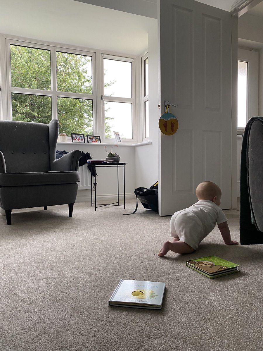 In the last 48 hours baby girl has gone from army crawling to buggering off at the speed of light in pursuit of the cat. 10 months old next week and there’s no stopping her now! 😳🥰