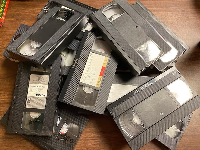 MsVeeRob's tweet photo. @ilovenostalgia I’m this old https://t.co/N0PTfEZQbk