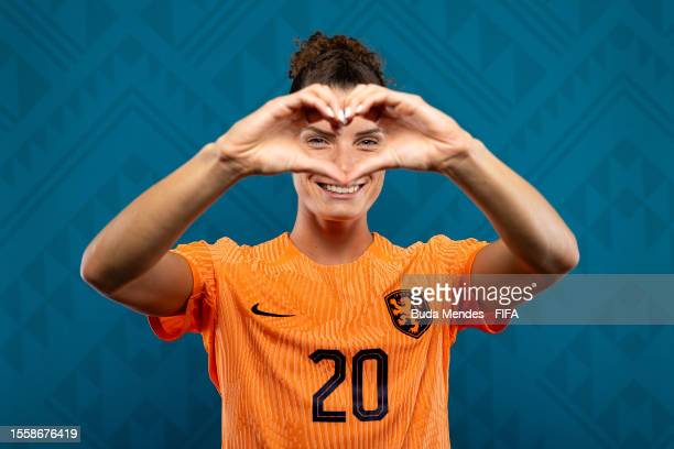 Women's Football The Netherlands | #NED (@wosonetherlands) on Twitter photo STATS!
Na een nachtelijke hertelling, de big💯van <a href="/Dominiquejansse/">Dominique Janssen</a>:
🔶130 call-ups
↪️62 friendlies
↪️21 WEURO
↪️40 WWC
↪️7 OG
🔹100 GP
🔹88 GS
🔹6 GO
🔹12 subs in
🔹10 subs off
…ederlandsvrouwenvoetbal.wordpress.com/oranjeleeuwinn… STATS!
Na een nachtelijke hertelling, de big💯van <a href="/Dominiquejansse/">Dominique Janssen</a>:
🔶130 call-ups
↪️62 friendlies
↪️21 WEURO
↪️40 WWC
↪️7 OG
🔹100 GP
🔹88 GS
🔹6 GO
🔹12 subs in
🔹10 subs off
…ederlandsvrouwenvoetbal.wordpress.com/oranjeleeuwinn…