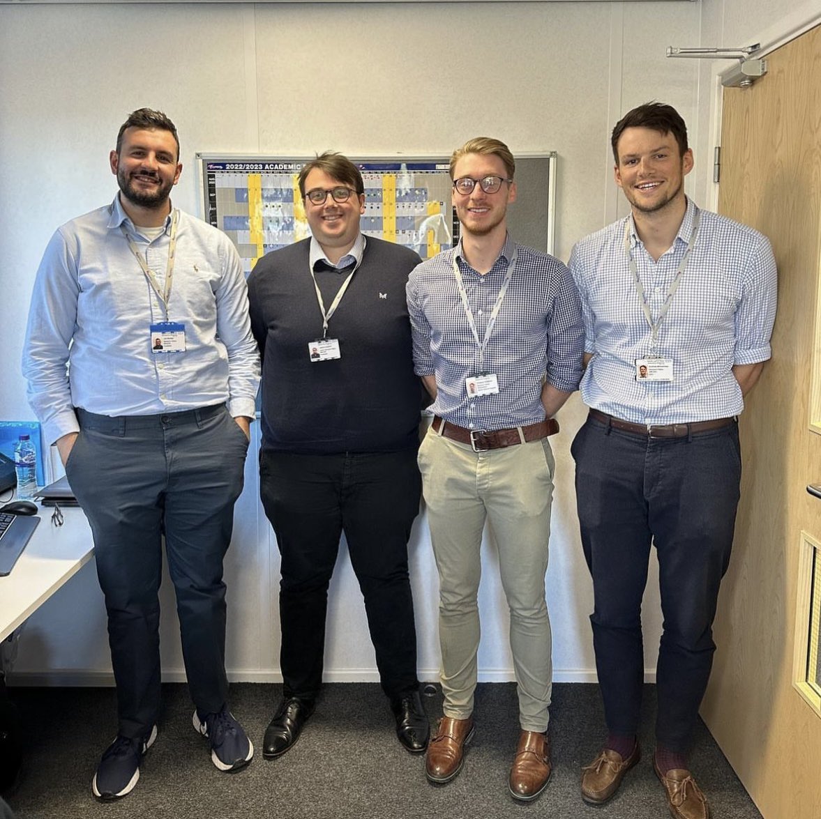 the_SWLEOC's tweet photo. It’s been a great year with our Junior Clinical Research Fellows. They’ve completed various projects and even presented nationally and internationally. Good luck on your new adventures, we’ll miss you! @DeiaryKader @iafzal1 @vipin_asopa @Jadw94 @amrwomersley #Fellows #JCFs https://t.co/lsqAmum7Pw