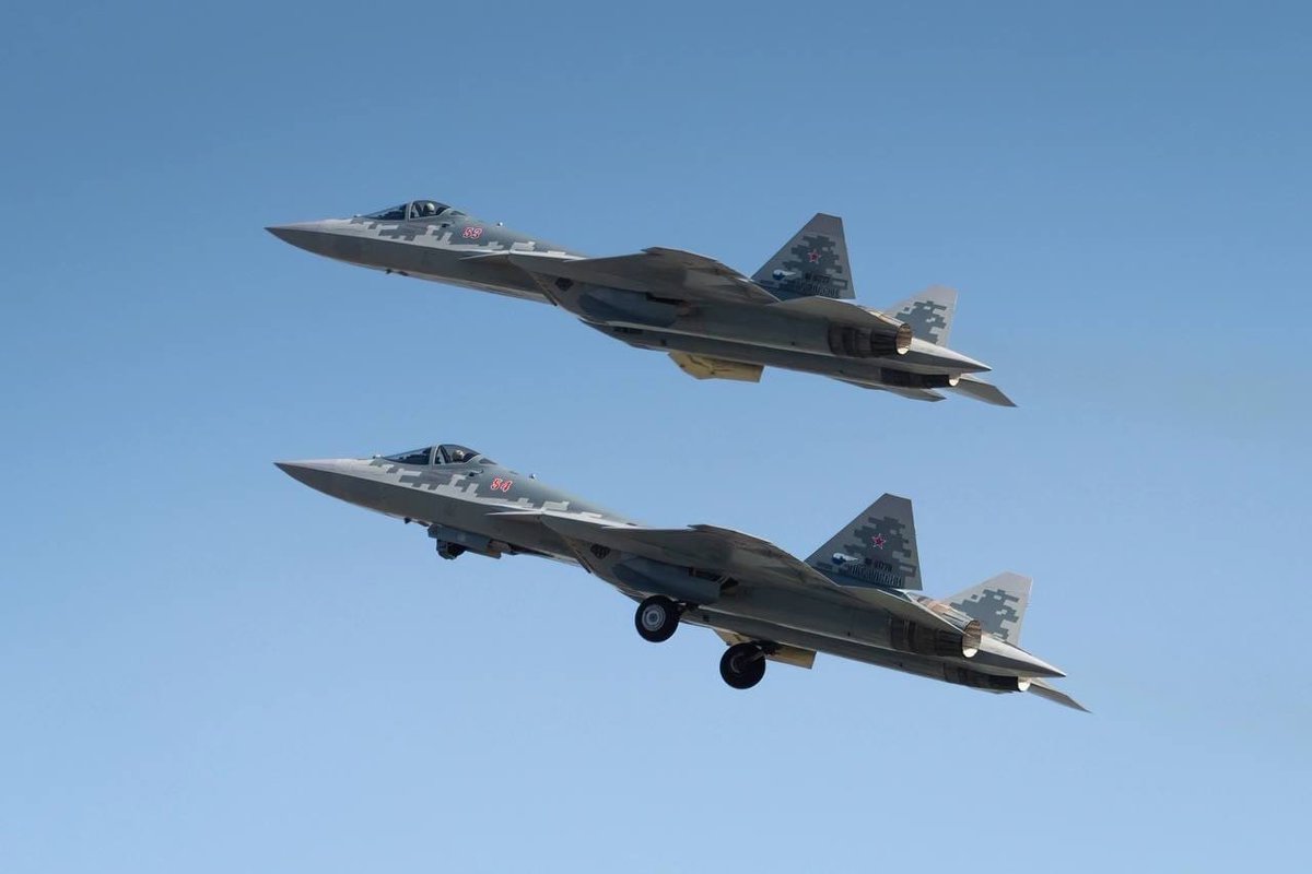 kmldial70's tweet image. #BreakingNews 
Finally and officially,#Russia and #Algeria  reached a compromise about delivering both #Su34 and #Su57 to Algeria at the same periode of time (the year 2025 is highly expected),the receive of Su34 was postponed for some reasons before.
#AlgerianAirForce #AirPower