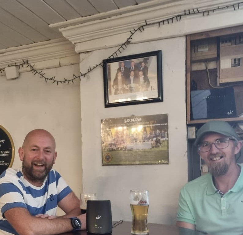 SherlockJoe's tweet image. Delighted to pay homage to two Lixnaw legends recently @pgal10 @tweek09 along with this legend. #CountyPrep #RailwayBar