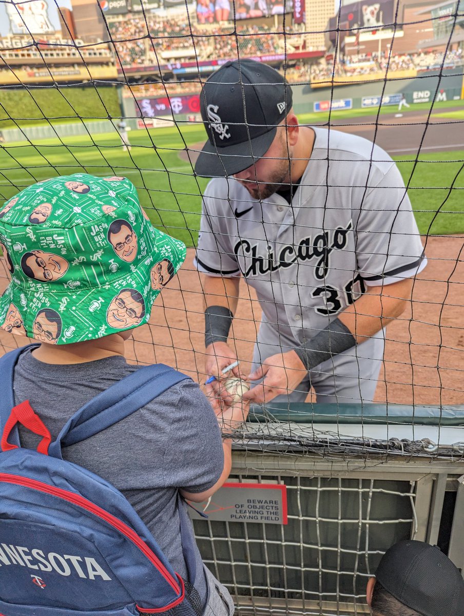 BreadBox99's tweet photo. @AdotKing Me too. This was my kid at the last series in MN. https://t.co/o0y5BpXdfC
