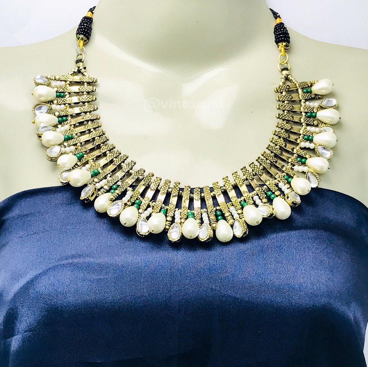 Handmade Tribal Metal Choker Necklace with Pearls. 

Sale Price: $60.00

Shop Now:
buff.ly/458rw3s

#jewelry #handmadejewelry #customjewelry #vintagejewelry #handmade #pearls #pearljewelry #jewelrydesign #diamonds #necklace #pearljewellery #jewelrylover #jewerlyblogger
