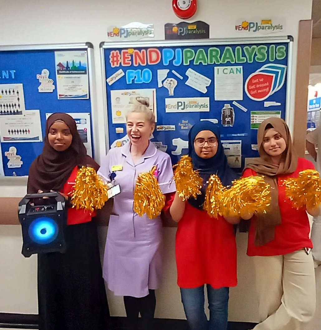 Lynette cook tweet media