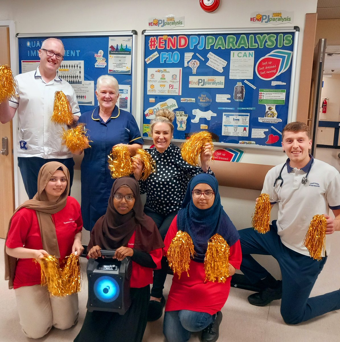 #EndPjParalysis test of change launching on <a href="/F10nca/">💙 Team F10 at The Royal Oldham 💙</a> the infomation board is up asited &amp; supportes by #volunteers tomorrow we start the activity sessions all staff getting involved #physiotherapy #keepmoving #bedrestisbad #ICAN <a href="/BrianwDolan/">Brian Dolan OBE, RMN, RGN</a> <a href="/OldhamCO_NHS/">Oldham Care Organisation</a>