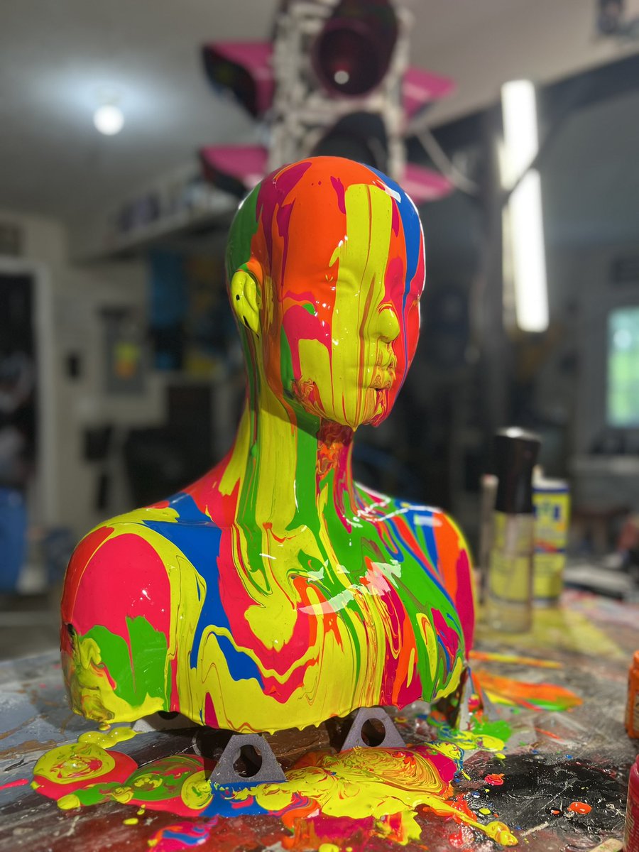 pure_paint_life's tweet photo. Start of my #Mannequin #tablelamp
✨💡✨#buffalokids #MMLV https://t.co/DrXI0clMk1