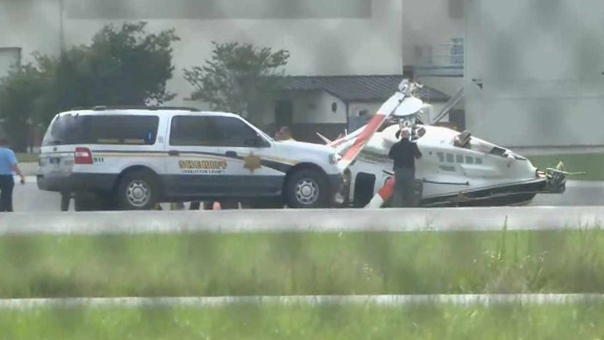 SteveNorrisTV's tweet photo. 🚨BREAKING NEWS UPDATE (4:56PM)… 🚁Here is the chopper has it approached the Charleston Int’l Airport from the north. The Bell 407GX crashed at 3:23pm. Pilot was able to walk away. Airport is still closed. #Charleston #ChopperDown #HelicopterCrash @HelicopterDPE https://t.co/znxH8ib4qA