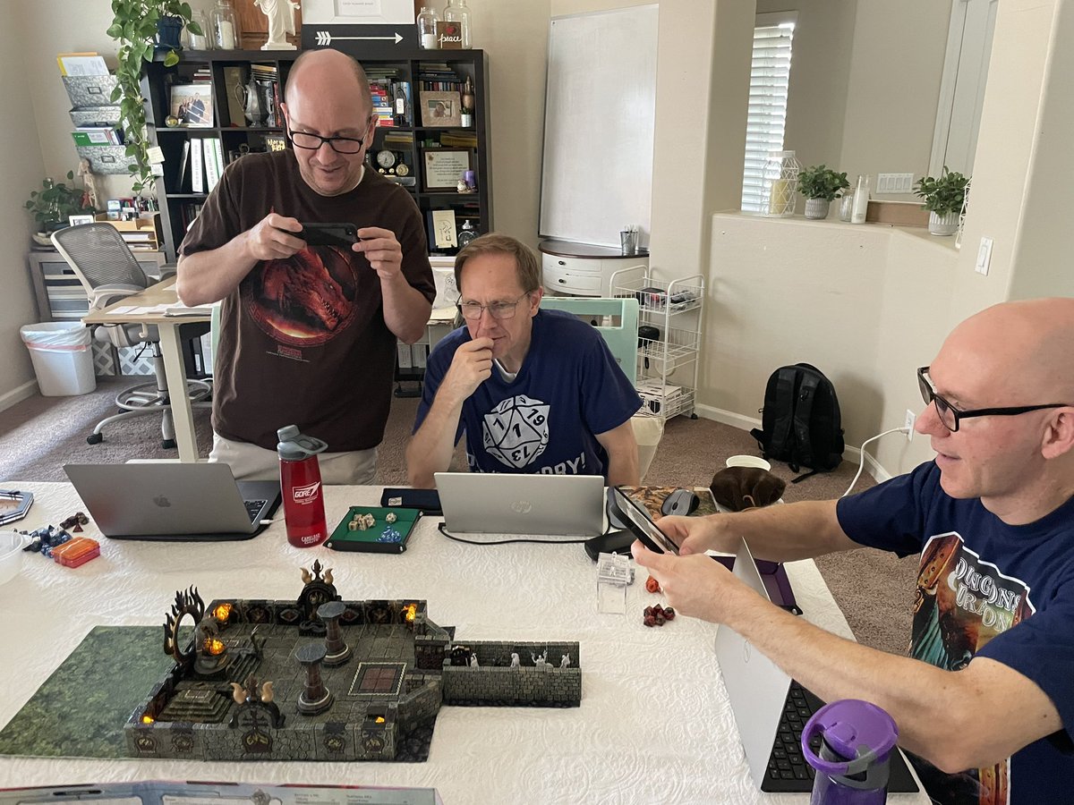 drookhuyzen's tweet image. When you do some birthday #DnD, you best break out the #dwarvenforge! Sent my players into the basement of a shady business, where they discovered a yuan-ti base. Glad the restock pieces I ordered got to me quickly!