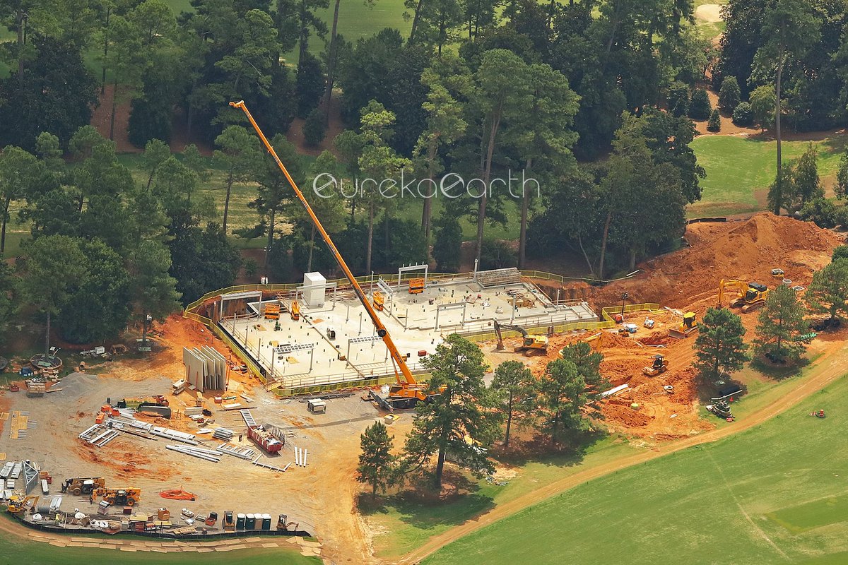 EurekaEarthPlus's tweet photo. 🔥ANGC Hole 8 &amp; 18 Patron Hub 🔥

The construction of the new 8 &amp; 18 Patron Hub is currently underway and is showing promising results.

#TheMasters   
#Masters2024

🛩️ 📷 sponsored by @AugPropTransfer

(📸©23JUL2023 EurekaEarth) https://t.co/z7CrZHdv4x