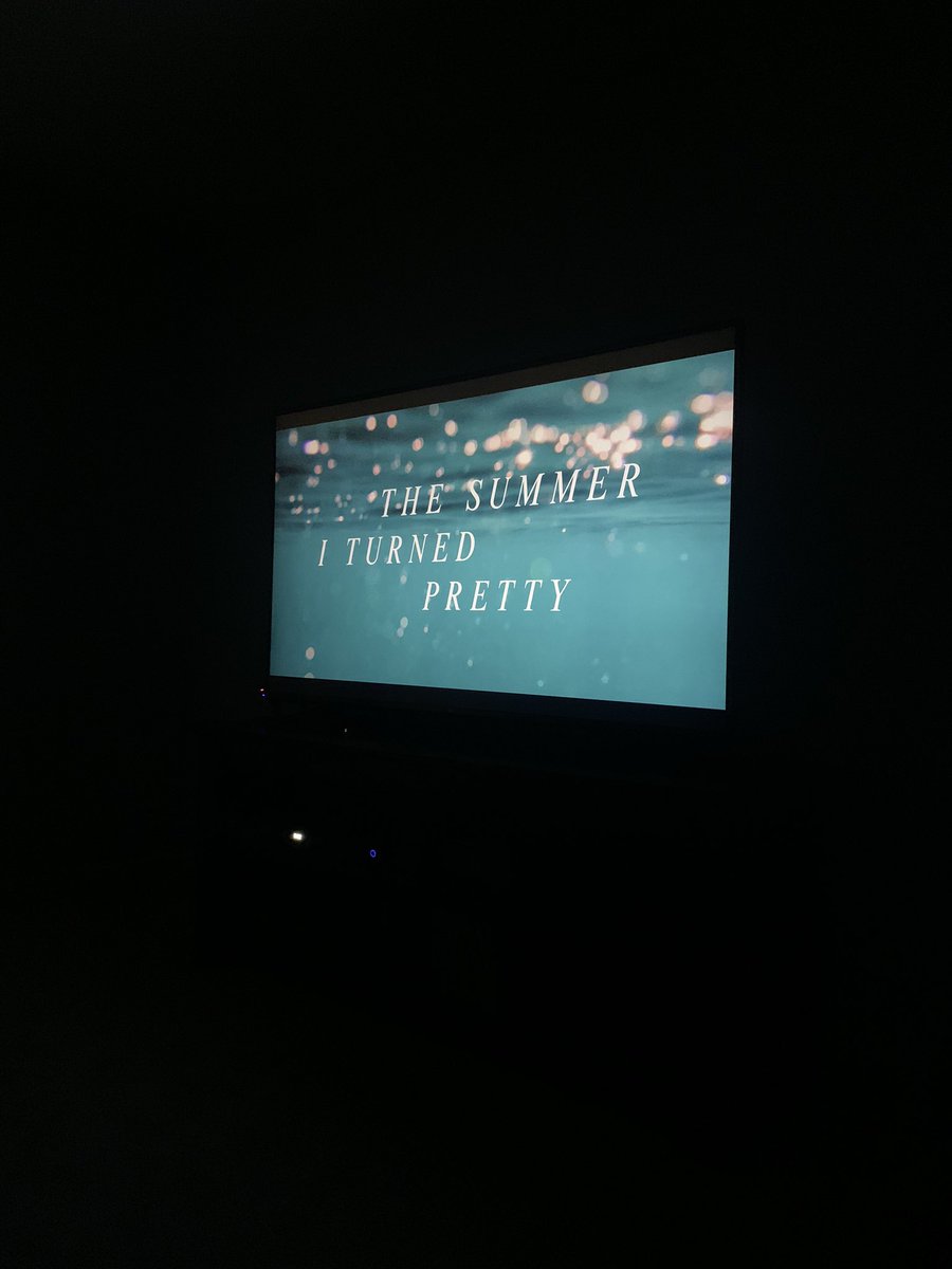 noshamelaur's tweet photo. “how did you spend your July?” 

me: 
#TheSummerITurnedPretty @thesummeritp https://t.co/LXgSuv0r0S