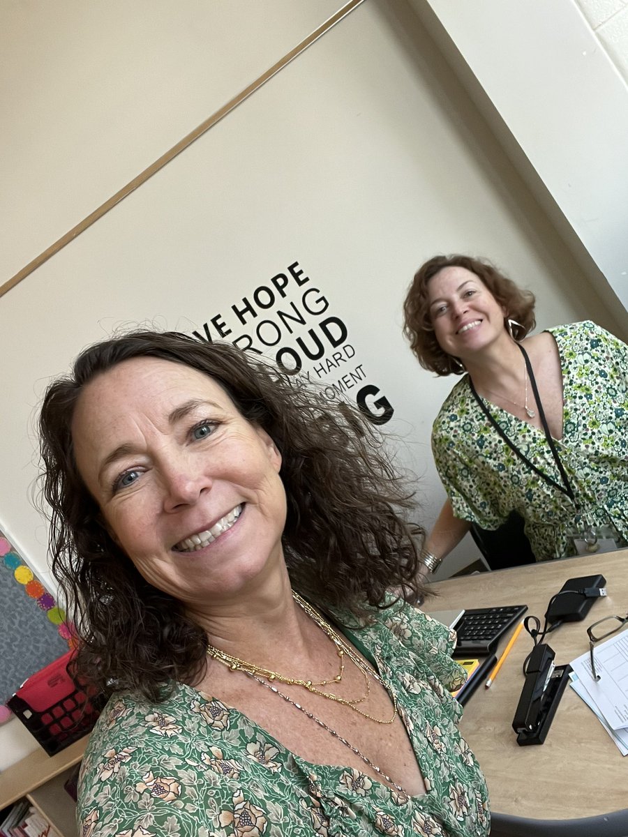 susangbarber's tweet image. First day at @APSMidtown is in the books. We worked with @maggiesmithpoet’s “Good Bones” and had some great day one discussions. And look who my colleague is this year! #aplitchat #TeachLivingPoets