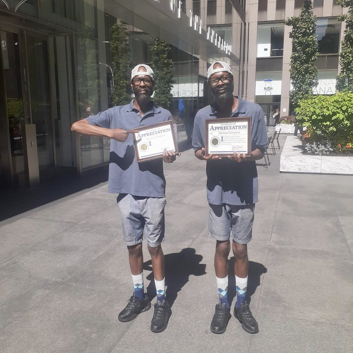 THE TWIN TOWERS. tweet media