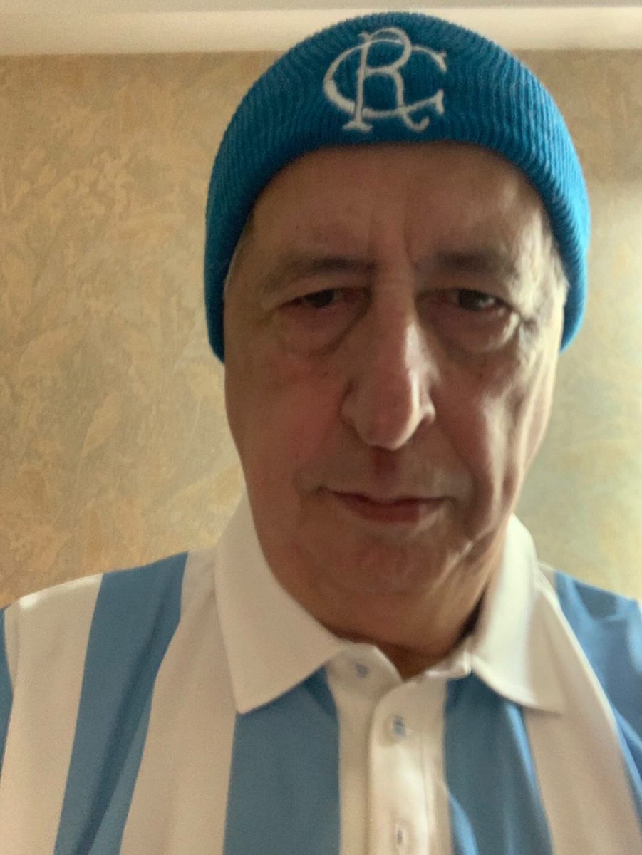 induRC1903's tweet photo. ¡Muchas Jorge por confiar en nosotr@s! 🩵🤍🎓
#indumentariarc #indumentariaracing #RacingPositivo #ropaderacing #racingclubdeavellaneda #RacingClub #LaAcade #todosjuntos #ElCilindro #racing #LaAcademia #gorro #GorroRC #gorrosdelana #LineaUrbana https://t.co/HwiL3tsDZW