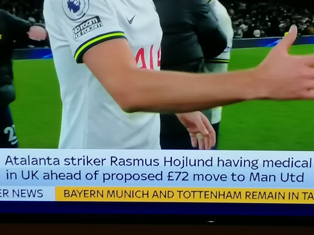 scousedom's tweet photo. @SkySportsPL @markgoldbridge
£72 for an international player is an absolute steal. Maybe throw in a few bags of crisps and some training tops https://t.co/v5cBvx7m85