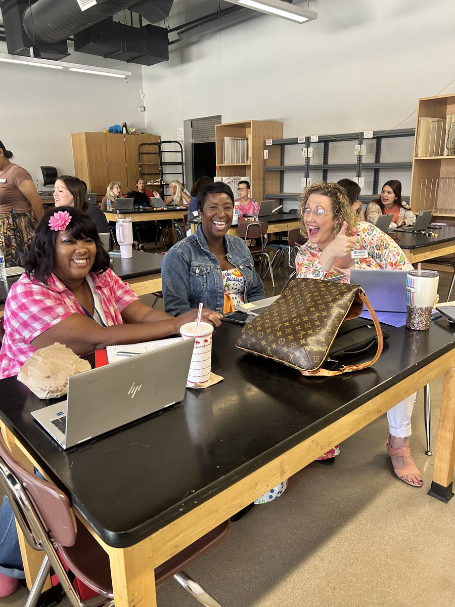 MrsRobersonCFB's tweet photo. Another great day of learning with our amazing @CFBISD teachers! They understand that writing matters. We did the work today by tackling the short and extended constructed response! ๐@litcoachburrell @MsCarrollCFB @litcoachRoldan #optimizingoutcomes https://t.co/kgo5NTRL5v