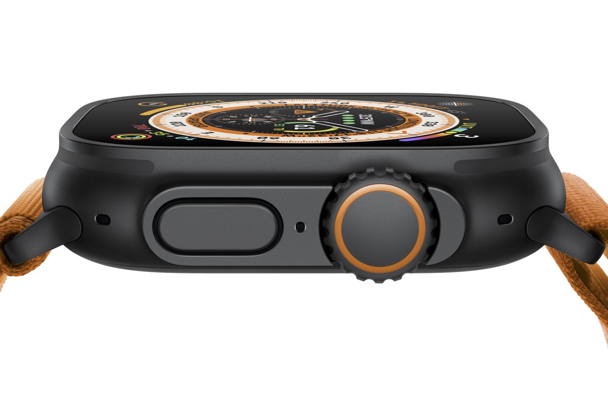theapplehub's tweet photo. The upcoming Apple Watch Ultra (2nd Gen) will reportedly feature a new black titanium finish 

Would you buy one?

Source: @VNchocoTaco https://t.co/UgCovn6vHd