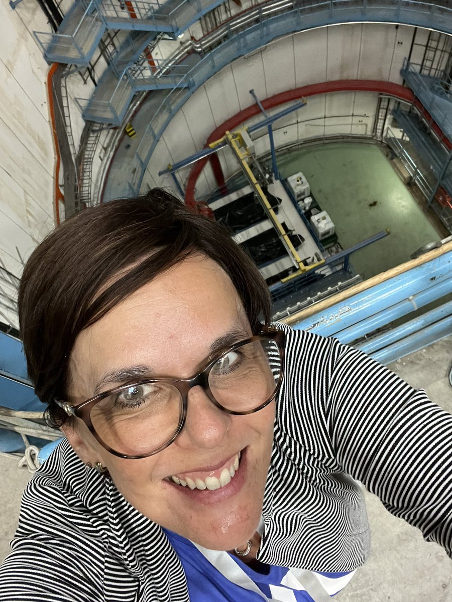 katesutton70's tweet photo. Another amazing day @CERN meeting such interesting and informative scientists, learning more about particle physics, making great friends and experiencing some spectacular sights #PlayingwithProtons #OgdenTrust #InspiringPrimaryPhysics https://t.co/fYTkhSrIhk