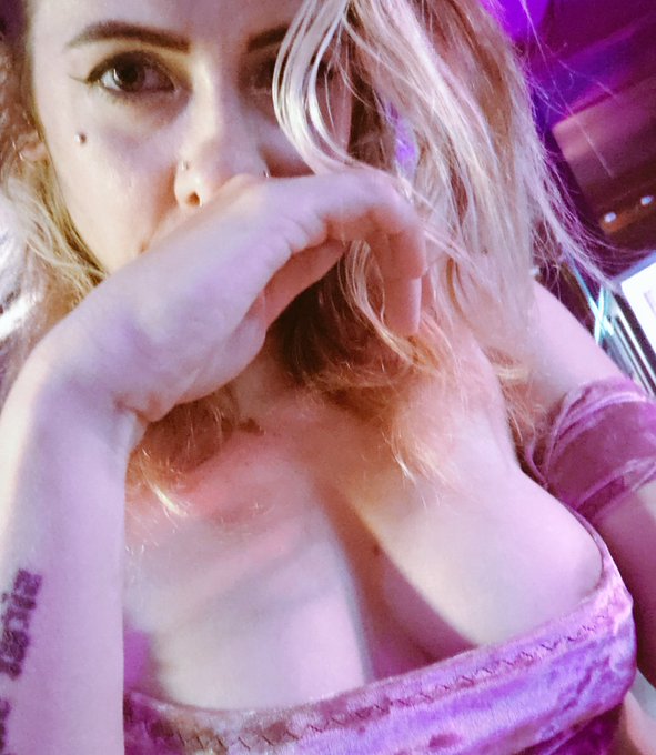 At @Marysclubpdx until 4pm. https://t.co/91q64dd3i2<a class="tags" target="_blank" title="On Twitter" href="/?out=eyJ0eXAiOiJKV1QiLCJhbGciOiJIUzUxMiJ9.eyJpYXQiOjE3MjIxOTQyMjIsImlzcyI6InR3cG9ybnN0YXJzLmNvbSIsIm5iZiI6MTcyMjE5NDIyMiwiZXhwIjoxNzUzNzMwMjIyLCJyZWRpcmVjdF91cmwiOiJodHRwczovL3R3aXR0ZXIuY29tL01hcnlzY2x1YnBkeCJ9.FhsBlHomoFGvViW5cdgB2hdPhFizErl5lmIwf0b5H-pqwjFr2FmbD1NL-0ufT9d3YeL625FXTeE-tuKr6rxprQ">@Marysclubpdx</a><a href="/tag/portland"class="tags"><span>#portland</span></a><a href="/tag/pdx"class="tags"><span>#pdx</span></a>