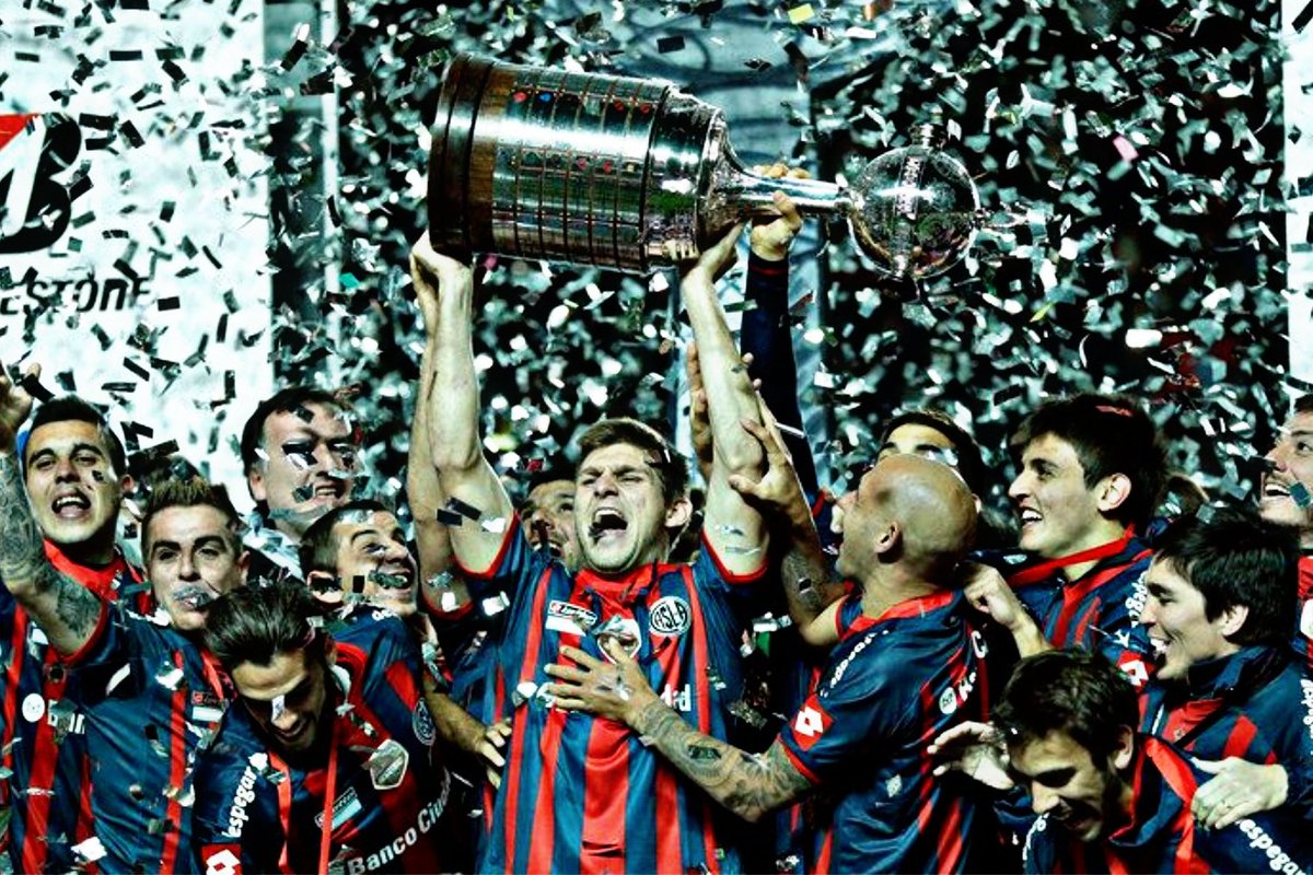CuervooNegro's tweet photo. UNA BIEN HAGAN TRAIGAN A #Kanneman 3 veces campeón de la Copa Libdrtadores, nacido en #SanLorenzo
@MatiasLammens @matias_caruzzo https://t.co/KLPUr0CnU3