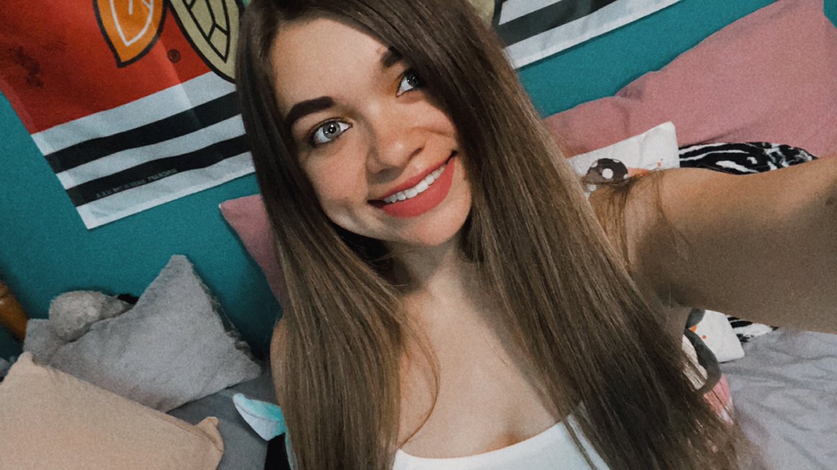 Lexxicharmsttv's tweet image. I’m live!

Back with Toxic Tuesday on #DeadbyDaylight 💜

Come hangout and support the channel for good vibes ONLY!

Link in comments!

#SmallStreamerCommunity #SupportSmallerStreamers #TwitchSmallStreamers