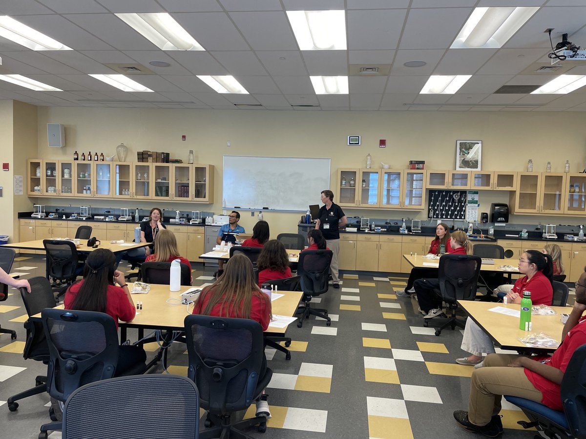 CUPharmacy's tweet photo. No rest for our outreach and engagement team! In July, we had two high school groups learn more about pharmacy - and try some hands-on compounding to make their own lip balm! #pharmacyfun #cupharmacy #handson https://t.co/C567Nzz49g