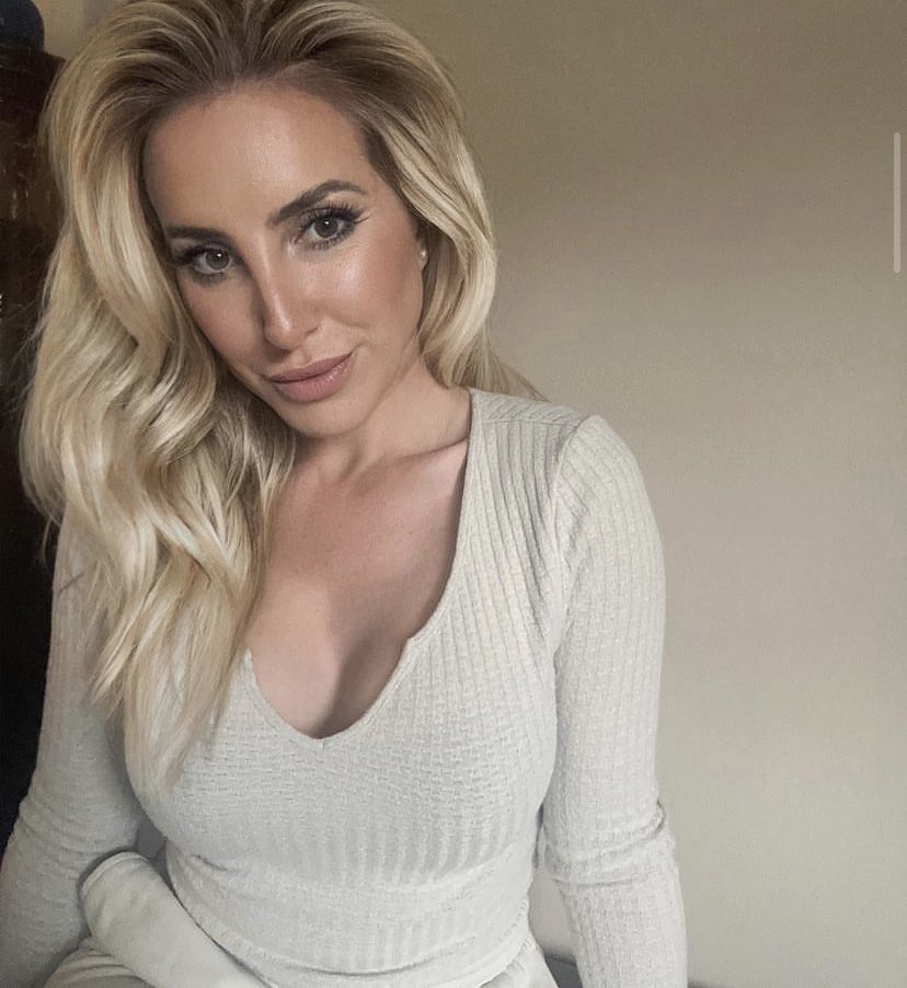 MariaJames879's tweet photo. 🥰🥰 https://t.co/rM2RjNgrRS
