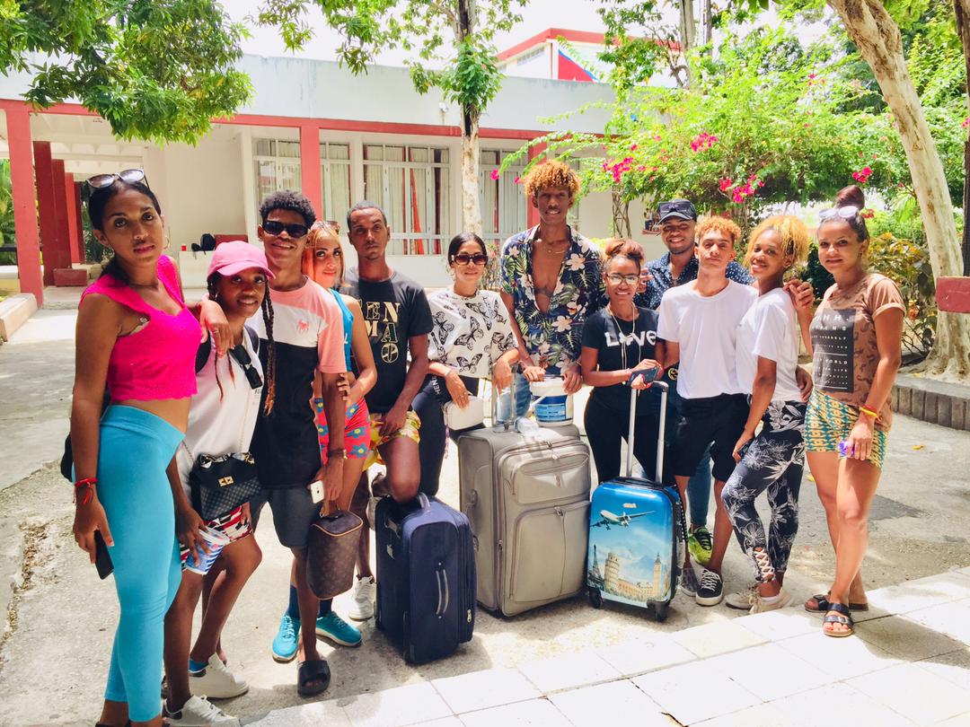 FeuUG2's tweet photo. Bueno y como todo lo que empieza tiene que acabar, de esta manera llega a su fin el #CampamentoDeVerano2023, muchas alegrías encontradas, amistades, buenos momentos que quedarán en la memoria de los participantes. Hasta pronto muchachos.
#FeuDeLaUg
#CasaDeCienciaYProgreso https://t.co/ienUGMIfCT